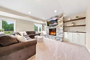 439 Horizon Ct, Hudson, WI 54016 - Photo 18