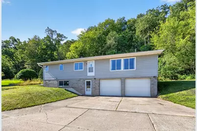18599 Horse Shoe Road, Rollingstone, MN 55969 - Photo 6