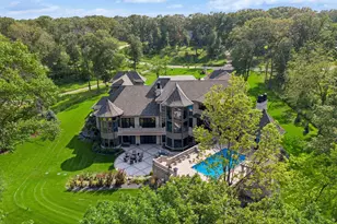 14 Cherrywood Cir, North Oaks, MN 55127 - Photo 6