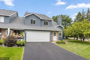 4831 Helena Ln N, Oakdale, MN 55128 - Photo 2