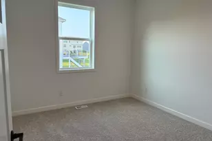 8852 Binder Wy, Woodbury, MN 55129 - Photo 12