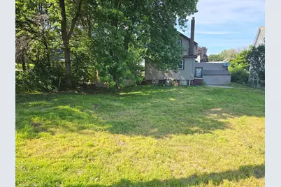 706 E 3rd Street, Fairmont, MN 56031 - Photo 2