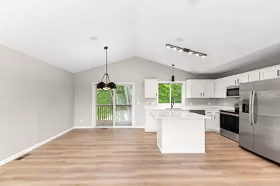 2827 18th Avenue E, Shakopee, MN 55379 - Photo 14