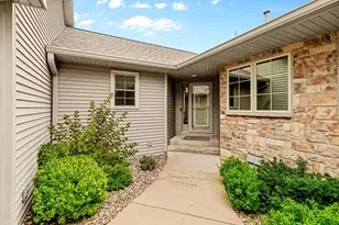5597 129th Dr N, Hugo, MN 55038 - Photo 2