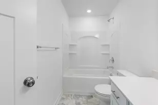 5072 Windlass Dr, Woodbury, MN 55129 - Photo 22