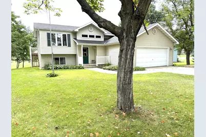 580 Simon Avenue W, Dassel, MN 55325 - Photo 2