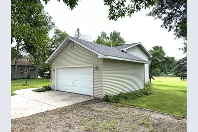 580 Simon Avenue W, Dassel, MN 55325 - Photo 8