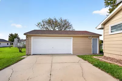 803 4th Avenue SE, Stewartville, MN 55976 - Photo 34