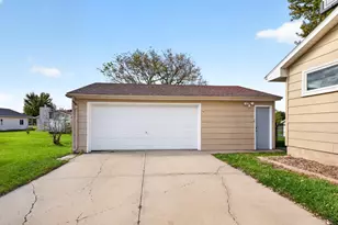 803 4th Ave SE, Stewartville, MN 55976 - Photo 34