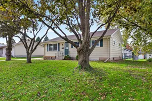 803 4th Ave SE, Stewartville, MN 55976 - Photo 2