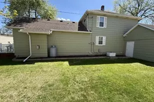 210 9th St N, Breckenridge, MN 56520 - Photo 36