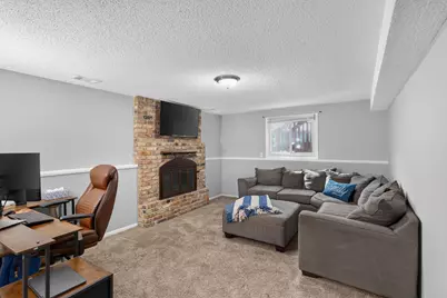 8149 Brandywine Parkway, Brooklyn Park, MN 55444 - Photo 14