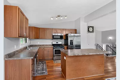 8149 Brandywine Parkway, Brooklyn Park, MN 55444 - Photo 8