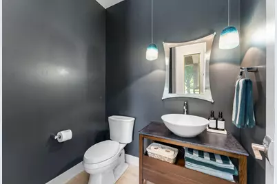 115 Brunswick Avenue N, Golden Valley, MN 55422 - Photo 6