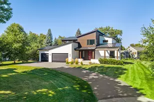 115 Brunswick Ave N, Golden Valley, MN 55422 - Photo 2