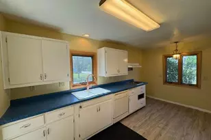 202 NW Brown St, Verndale, MN 56481 - Photo 10