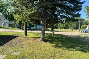 202 NW Brown St, Verndale, MN 56481 - Photo 24
