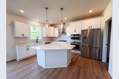 843 Londonderry Lane NW, Rochester, MN 55901 - Photo 2
