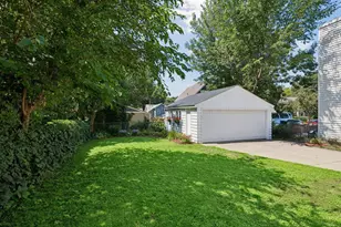 2222 University Ave NE, Minneapolis, MN 55418 - Photo 28