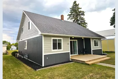 106 Red Lake Avenue SW, Bagley, MN 56621 - Photo 2