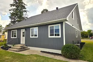 106 Red Lake Ave SW, Bagley, MN 56621 - Photo 6