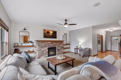 9161 River Rock Drive N, Chanhassen, MN 55317 - Photo 10