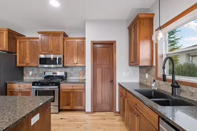 9161 River Rock Drive N, Chanhassen, MN 55317 - Photo 20