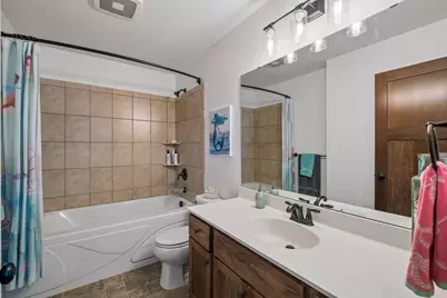 9161 River Rock Drive N, Chanhassen, MN 55317 - Photo 38