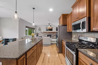 9161 River Rock Drive N, Chanhassen, MN 55317 - Photo 18