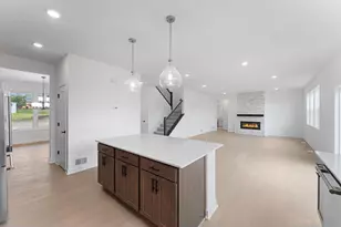 4864 Noble Dr NW, Rochester, MN 55901 - Photo 4