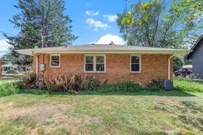 785 Grandview Avenue W, Roseville, MN 55113 - Photo 32