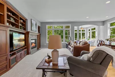 18250 Justice Way, Lakeville, MN 55044 - Photo 8