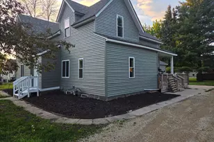 303 E Main St, Brownsdale, MN 55918 - Photo 2