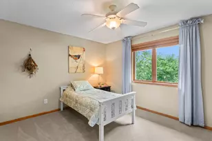 546 White Pine Way, Eagan, MN 55123 - Photo 32