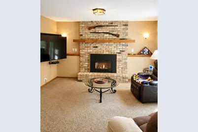 7709 Ewing Avenue N, Brooklyn Park, MN 55443 - Photo 4