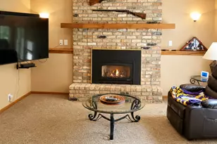 7709 Ewing Ave N, Brooklyn Park, MN 55443 - Photo 4