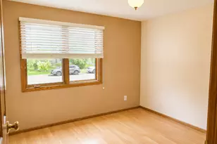 7709 Ewing Ave N, Brooklyn Park, MN 55443 - Photo 12