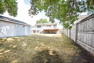 3842 10th St N, Fargo, ND 58102 - Photo 10