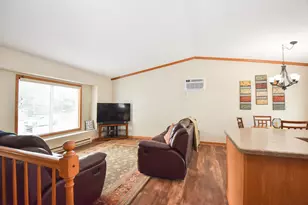 3842 10th St N, Fargo, ND 58102 - Photo 12