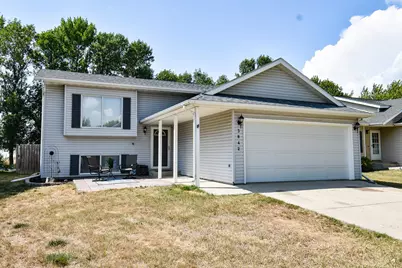 3842 10th Street N, Fargo, ND 58102 - Photo 2