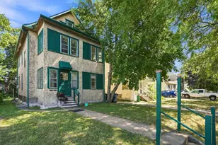 1174 14th Ave SE, Minneapolis, MN 55414 - Photo 1