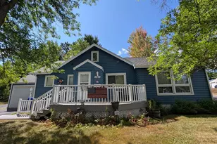 320 Cedar Ave, Moose Lake, MN 55767 - Photo 2