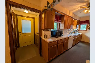 320 Cedar Avenue, Moose Lake, MN 55767 - Photo 8