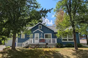 320 Cedar Ave, Moose Lake, MN 55767 - Photo 1