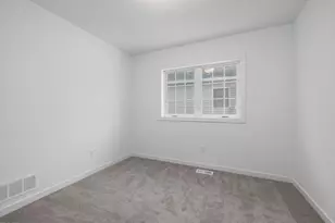2032 James Ave N, Minneapolis, MN 55411 - Photo 16