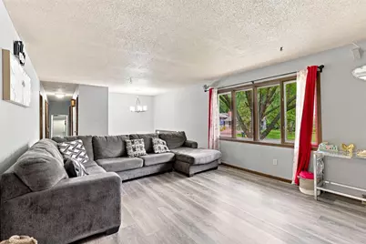 10048 Upton Road, Bloomington, MN 55431 - Photo 12