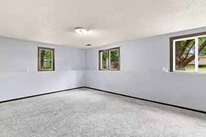 10048 Upton Road, Bloomington, MN 55431 - Photo 30