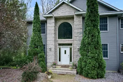 W157 Thomas Road, Fountain City, WI 54629 - Photo 2
