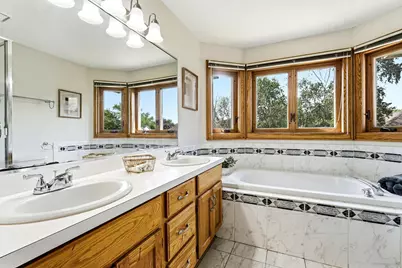 8843 Blackoaks Lane N, Maple Grove, MN 55311 - Photo 30