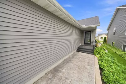 6084 Sandstone Street NW, Rochester, MN 55901 - Photo 46